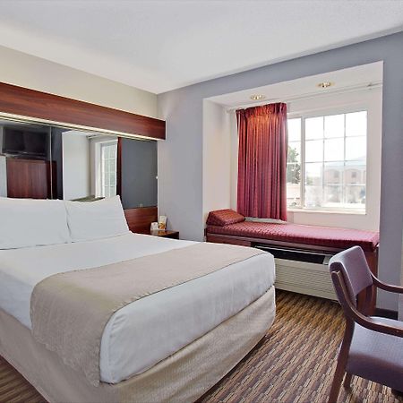Microtel Inn By Wyndham - Мерфрісборо Екстер'єр фото