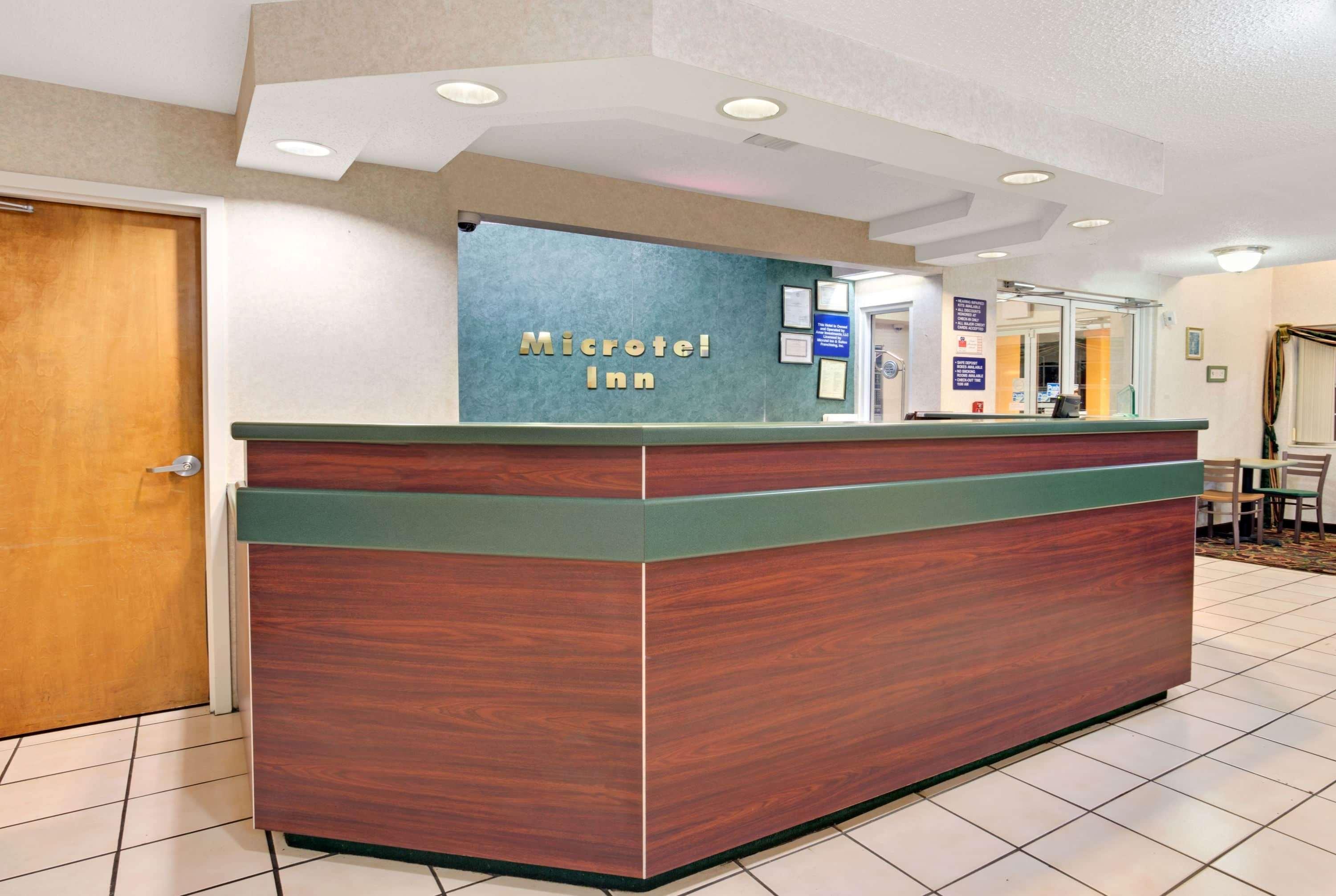 Microtel Inn By Wyndham - Мерфрісборо Екстер'єр фото