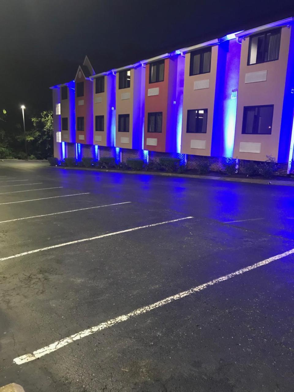 Microtel Inn By Wyndham - Мерфрісборо Екстер'єр фото