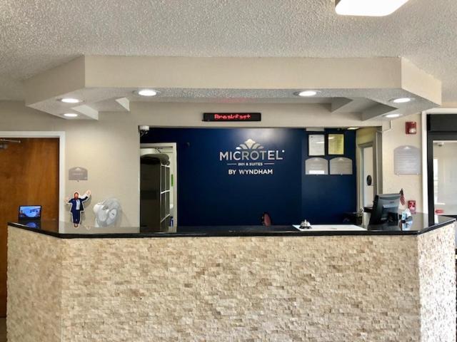 Microtel Inn By Wyndham - Мерфрісборо Екстер'єр фото